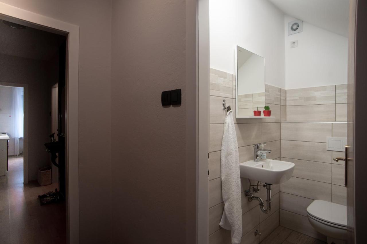 Apartma Ajda Zelezniki Exteriör bild