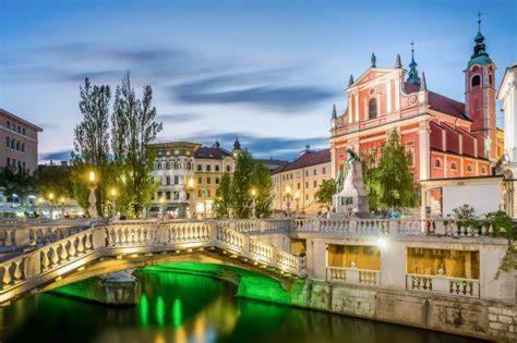 Apartma Ajda Zelezniki Exteriör bild